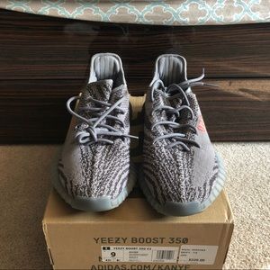 Yeezy Beluga 2.0 Size 9 worm 2X
